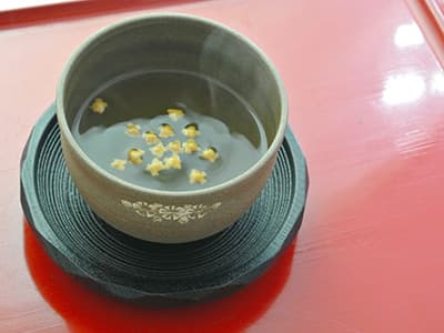 紅梅宝舟昆布茶