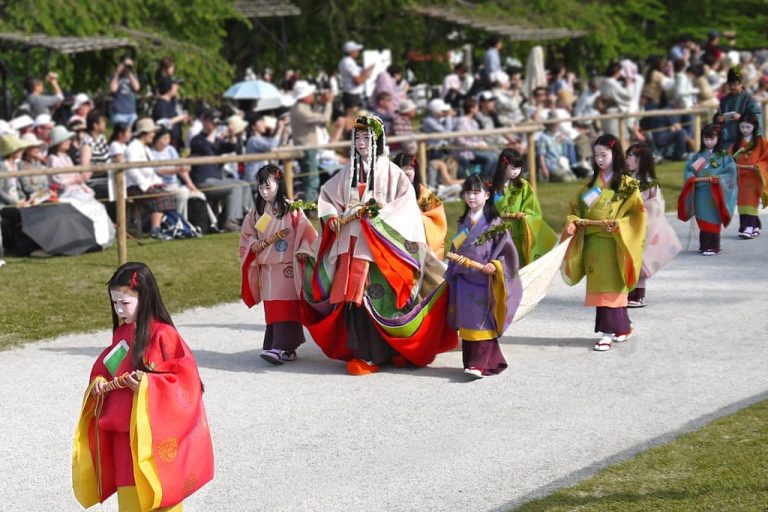 京都三大祭り 葵祭 祇園祭 時代祭の歴史と22年の日程 京西陣 菓匠 宗禅